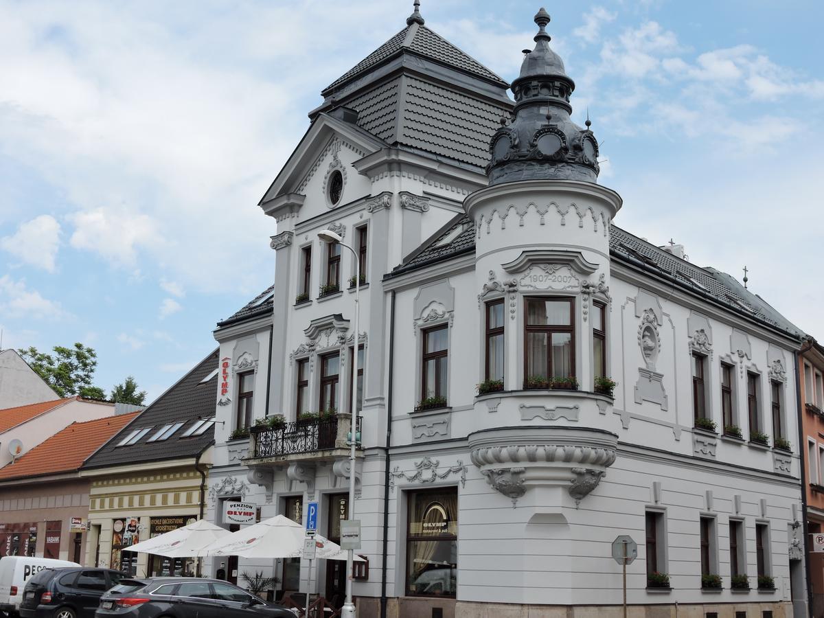 Olymp Penzion Hotel Komarno Exterior photo